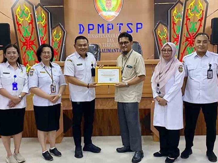 Responsif Dukung Penyusunan PDRB, DPMPTSP Kalteng Terima Penghargaan dari BPS