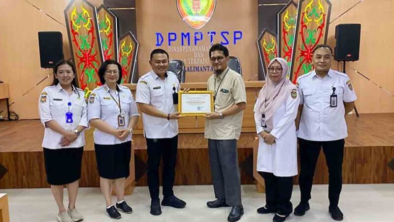 Responsif Dukung Penyusunan PDRB, DPMPTSP Kalteng Terima Penghargaan dari BPS