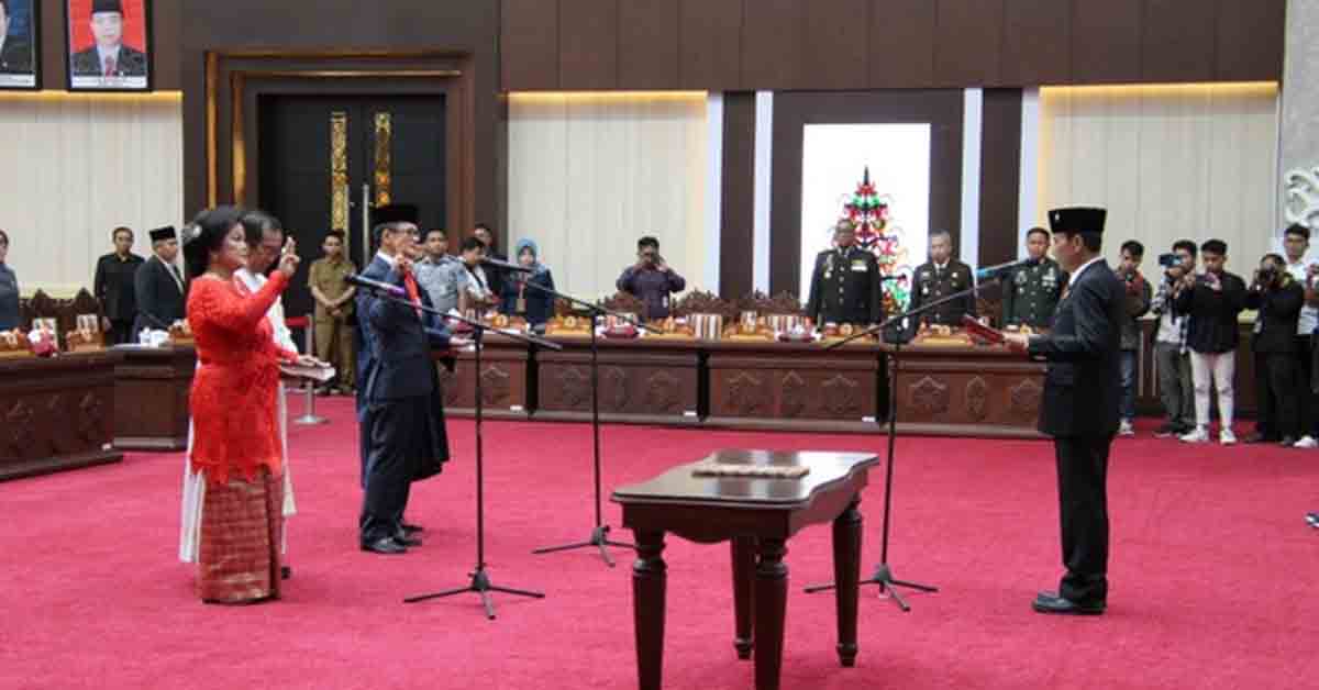 Hadiri Rapur Pengucapan Sumpah/Janji PAW, Wagub Edy Pratowo : Sinergisitas dan Kolaborasi DPRD dan Kepala Daerah Harus Terus Dibangun