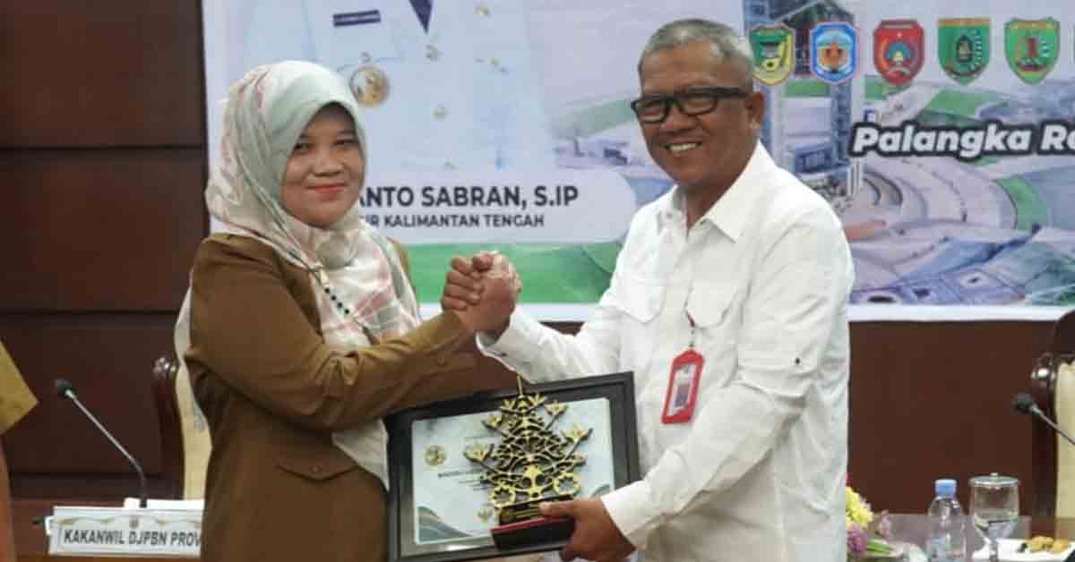 Raih Peringkat 3 Terbaik, Bukti Nyata dari Komitmen dan Dedikasi Seluruh Jajaran Badan Kesbangpol Kalteng