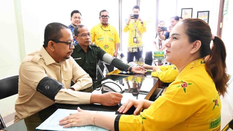 Kunker ke Kalteng, Wakil Kepala Staf Kepresidenan RI Tinjau Pemeriksaan dan Cek Kesehatan Gratis di Kota Palangka Raya