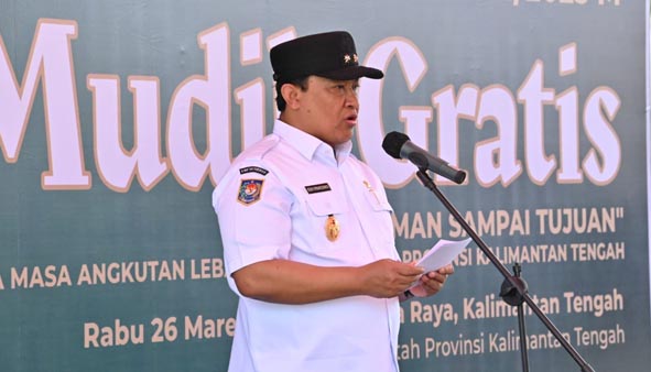 Wagub Edy Pratowo Lepas Peserta Angkutan Mudik Gratis Idulfitri 1446 H