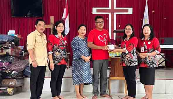 Peringati Natal dan Tahun Baru, ASN Dislutkan Kalteng Kunjungi Panti Asuhan