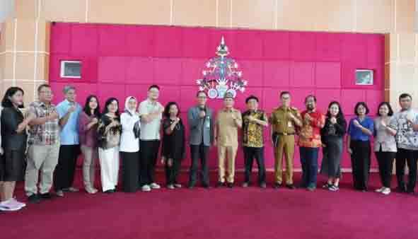 Dukung Pengembangan Pendidikan di Kalteng, Gubernur Agustiar Sabran Lakukan Kunjungan ke UPR