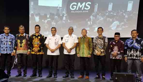Kepala BAPPERIDA Leonard S Ampung Hadiri Ibadah Ucapan Syukur dan Peresmian Gedung GMS Palangka Raya