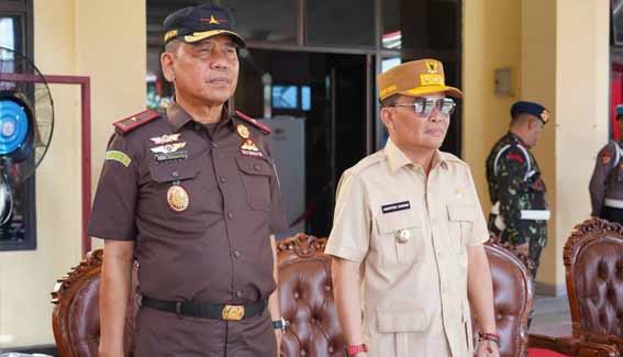 Gubernur Agustiar Sabran Hadiri Upacara Sertijab Dansat Brimob Polda Kalteng