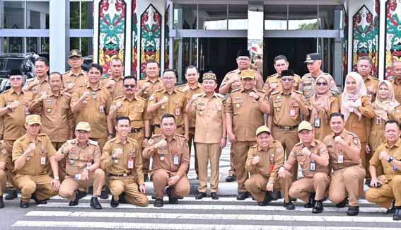 Plt Kadisdik Hadiri Apel Besar dan Halalbihalal Lingkup Pemprov Kalteng