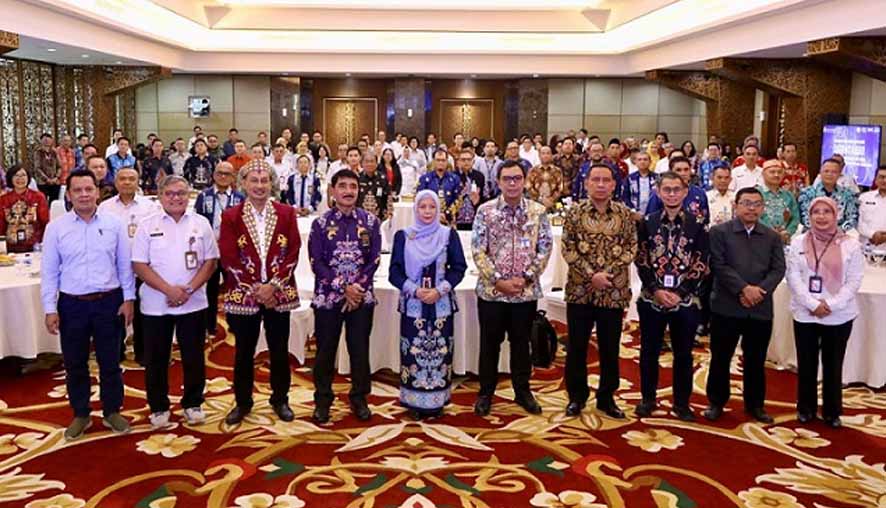 Asisten Ekbang Hadiri Diseminasi Laporan Perekonomian Kalteng