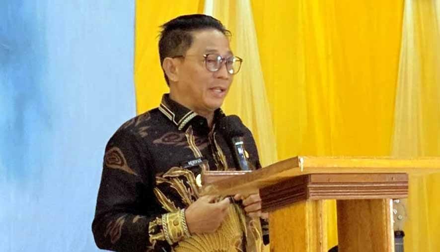 Bupati Mura Heriyus Buka Seminar dan KKR GPdI Kristus Oreng