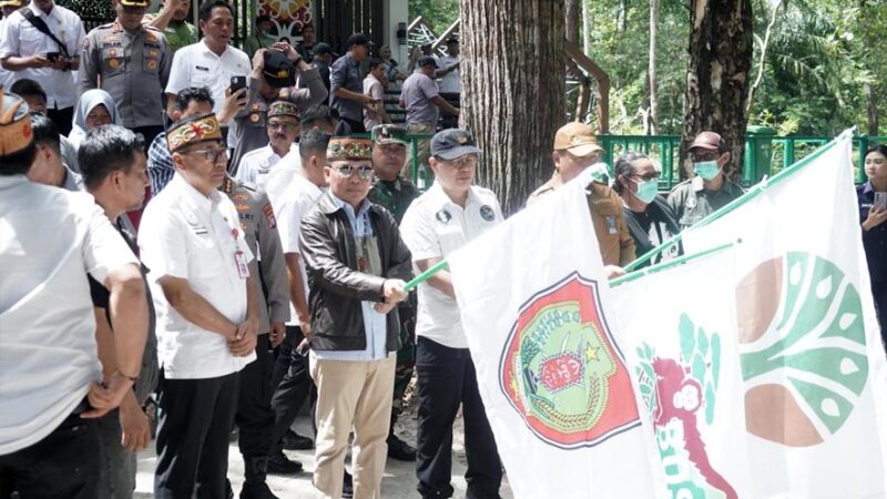 Gubernur Agustiar Sabran Pimpin Pelepasliaran Orangutan