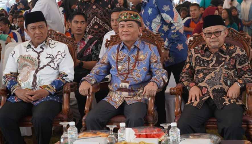 Gubernur Agustiar Sabran Dampingi  Mendikdasmen Abdul Muti Hadiri Gebyar Pendidikan Unggul Muhammadiyah