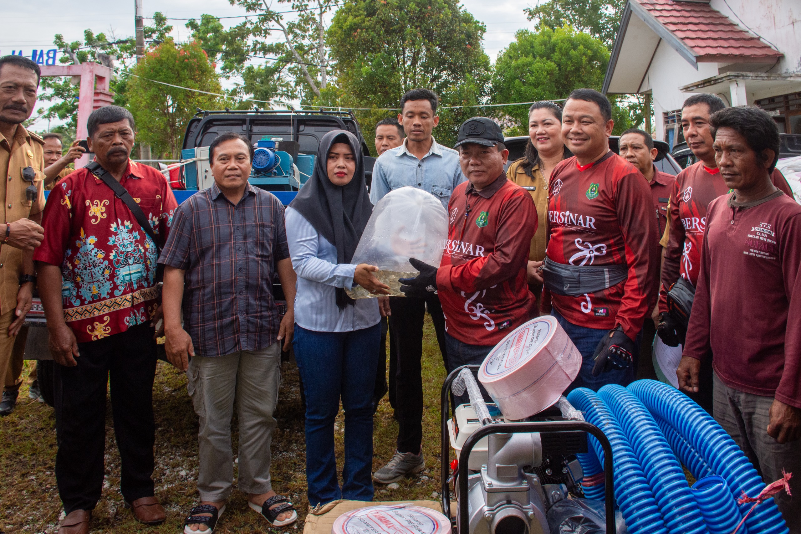 Tiga Pokdatan Terima Bantuan Hibah