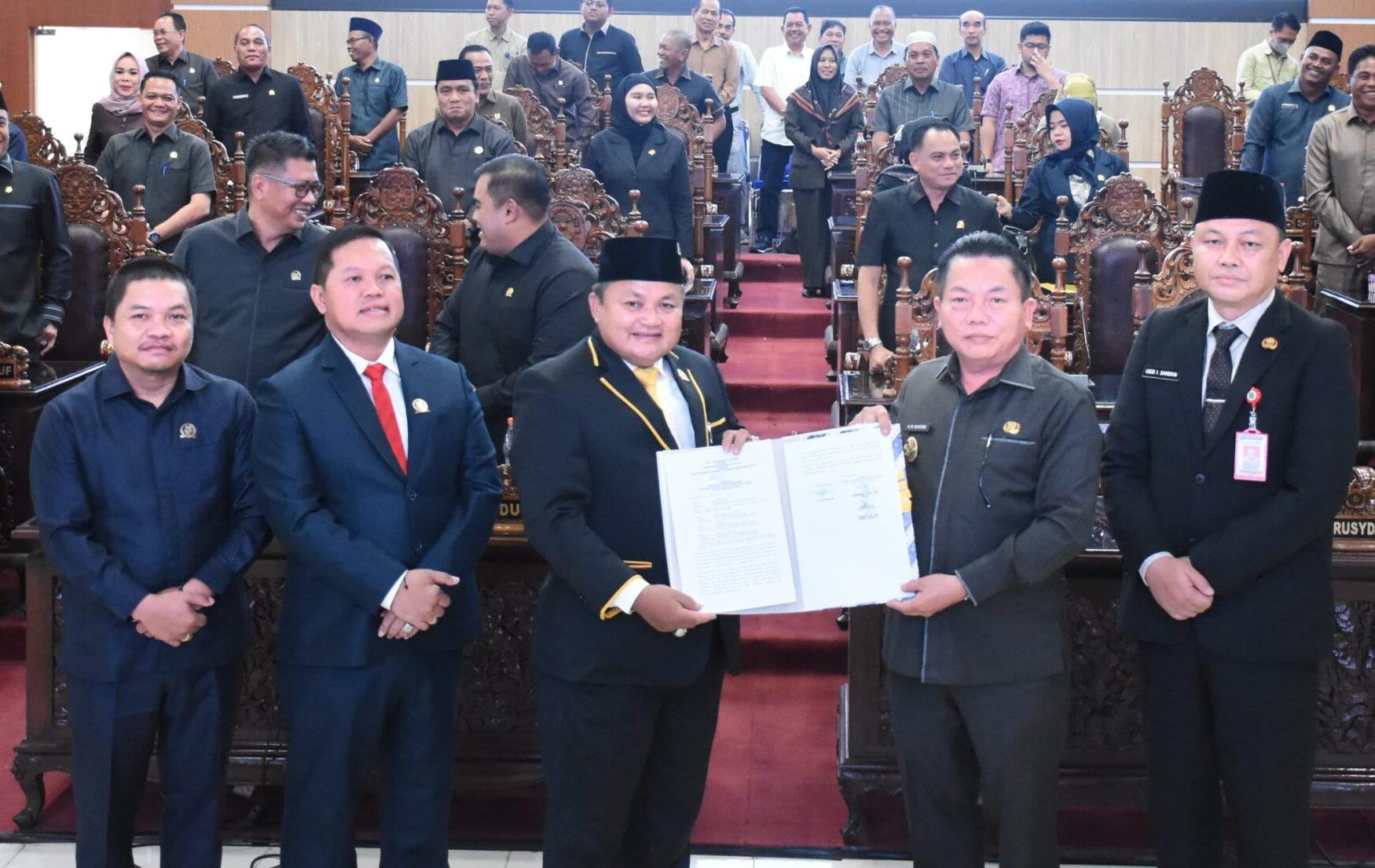 Raperda Pemekaran dan Pembentukan Dua Kecamatan Disetujui Fraksi-Fraksi Pendukung Dewan