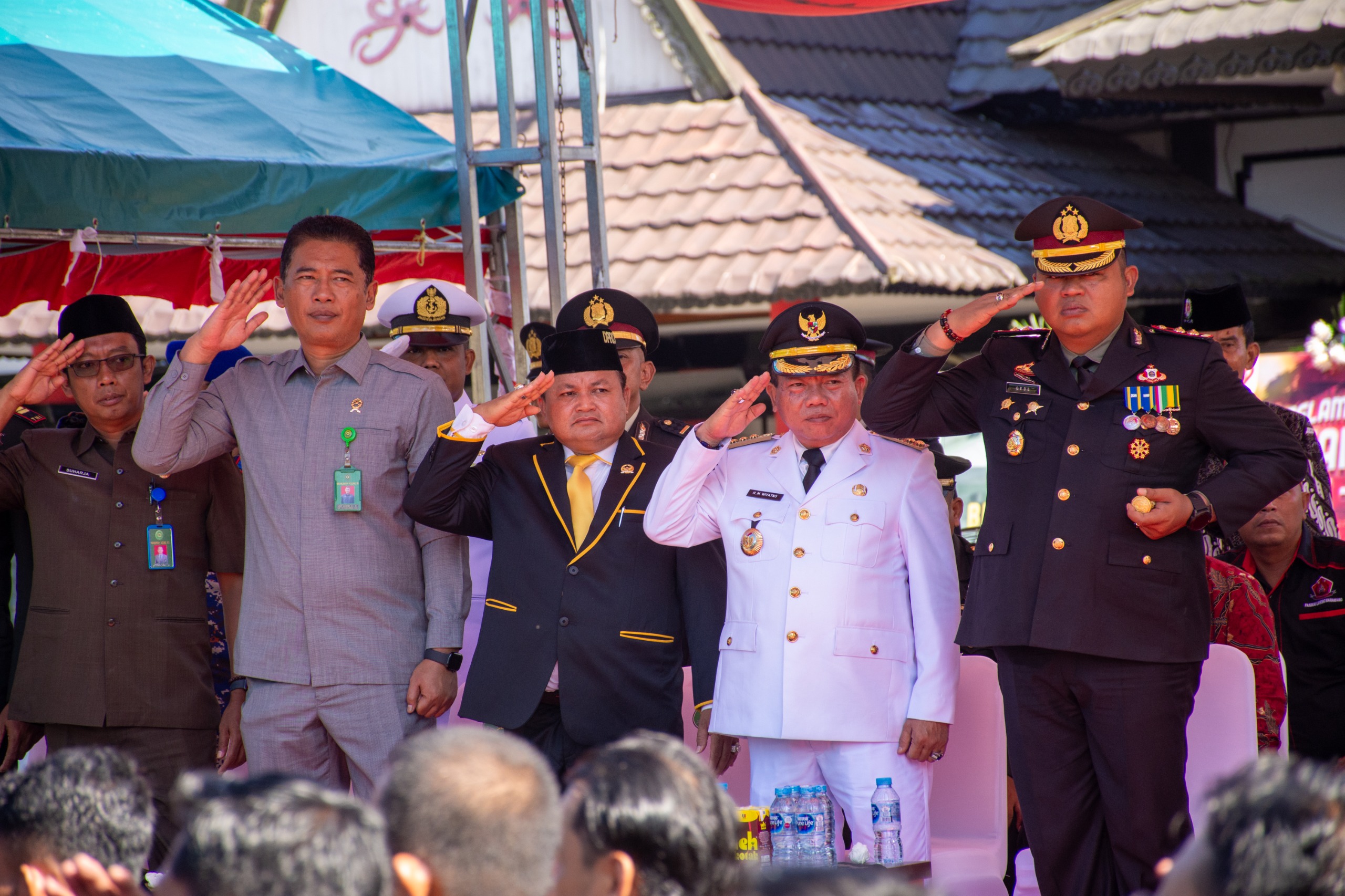 Bupati Ikuti Upacara Hari Bhayangkara ke-79 yang Dipimpin Kapolres Kapuas