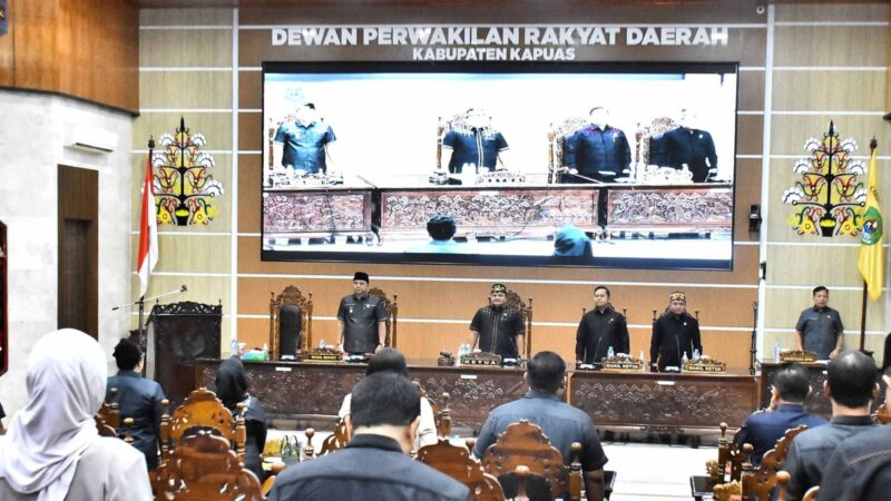 DPRD Kapuas Gelar Rapur ke-16 Penyampaian Pandangan Umum Fraksi Terhadap Raperda APBD-P TA 2025