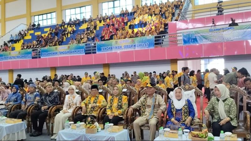 Gubernur Kalteng Buka Secara Resmi Pekan Daerah Petani Nelayan XIV Tahun 2025