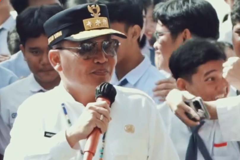 Gubernur Agustiar Sabran Buka Program Pemeriksaan Kesehatan Gratis di SMAN 2 Palangka Raya