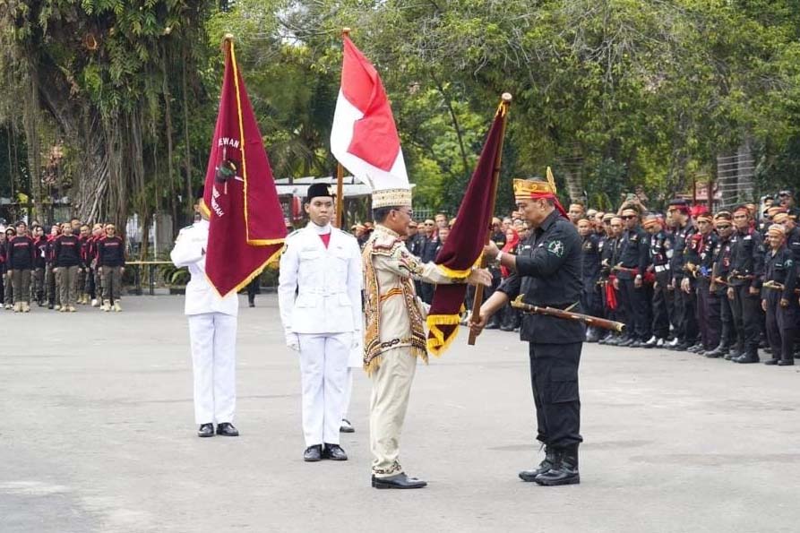 Gubernur Kalteng Lantik BATAMAD dan Forum Koordinasi Damang Kepala Adat