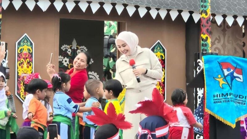 Bunda PAUD Kalteng Apresiasi Dedikasi HIMPAUDI Majukan PAUD