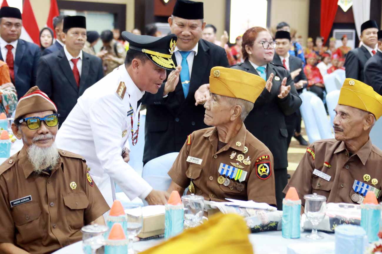 Usai Ikuti Upacara Detik-Detik Proklamasi, Gubernur Agustiar Sabran Gelar Ramah Tamah Bersama Veteran