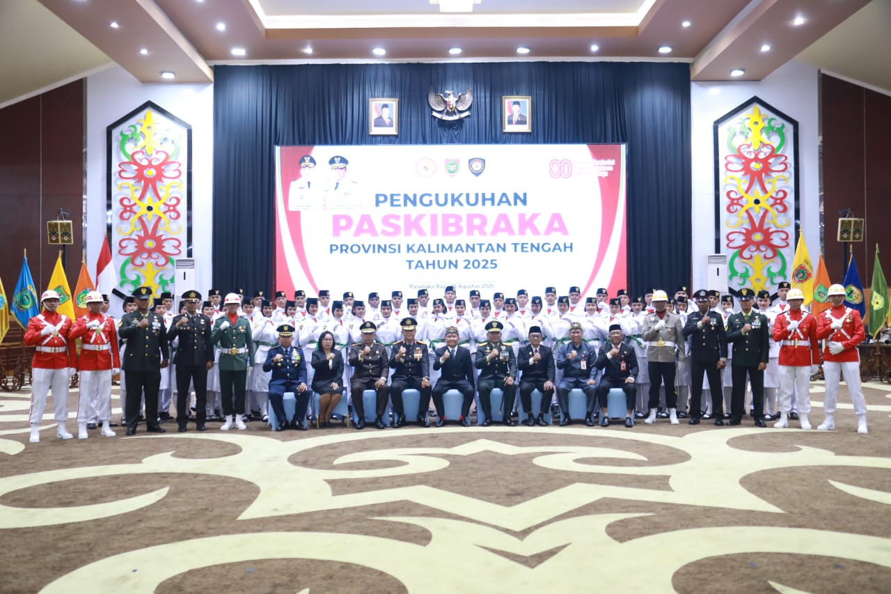 Gubernur Kalteng Kukuhkan Anggota Paskibraka