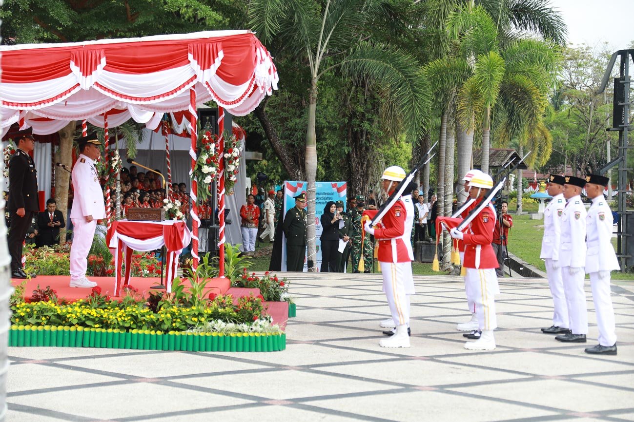 Gubernur Kalteng Inspektur Upacara Peringatan HUT Ke-80 RI