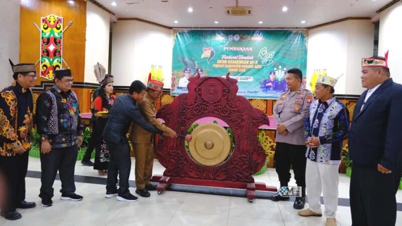 Heriyus Buka Festival Tandak Intan Kaharingan Ke-X Tingkat Kabupaten Mura