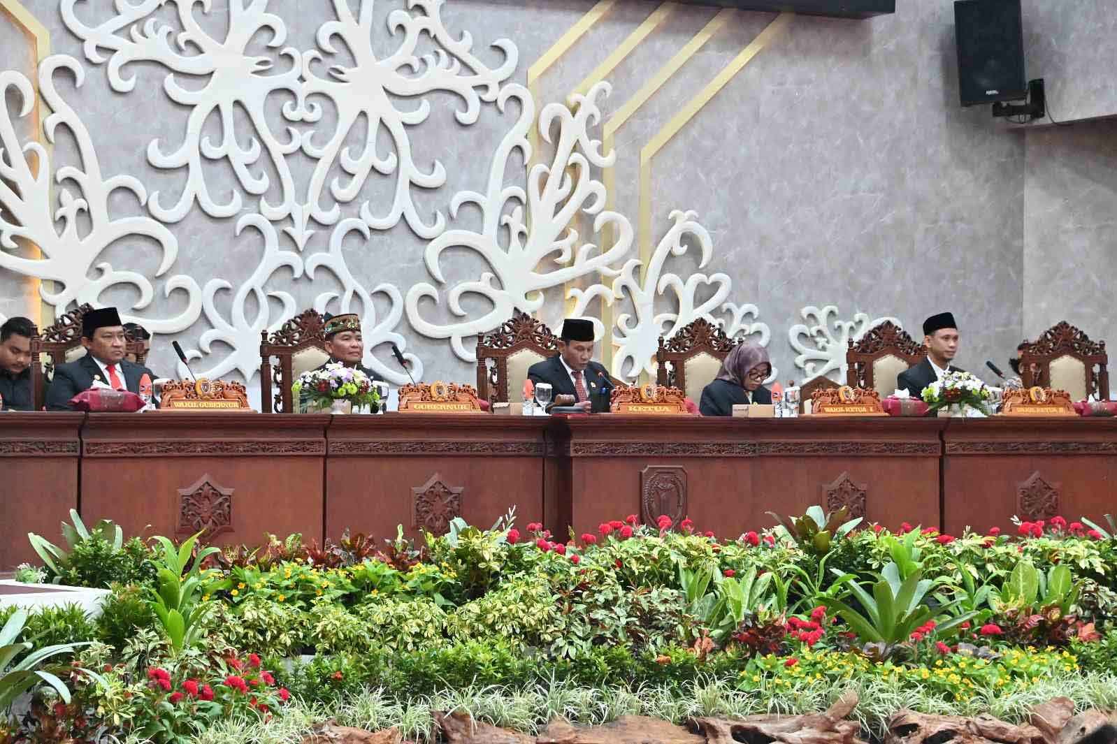 Rapur Dengarkan Pidato Presiden Jelang HUT Ke-80 Kemerdekaan RI