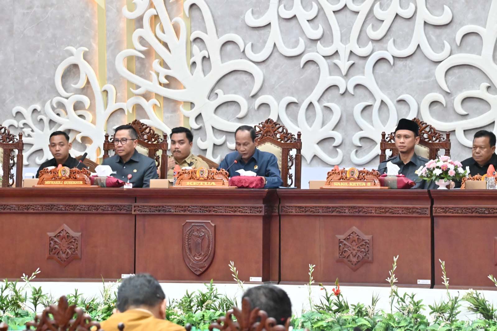 Tujuh Fraksi Pendukung Dewan Menyatakan Menerima Raperda Provinsi Kalteng Terkait Rancangan Perubahan APBD T.A 2025