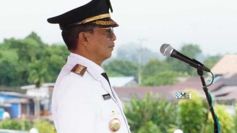 Bupati Inspektur Upacara Pengibaran Bendera Merah Putih HUT Ke-80 RI Tingkat Kabupaten Mura