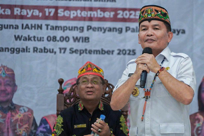 Narsum Kuliah Umum di IAHN-TP Palangka Raya, Gubernur Kalteng Dorong Satu Sarjana Satu Keluarga Dayak