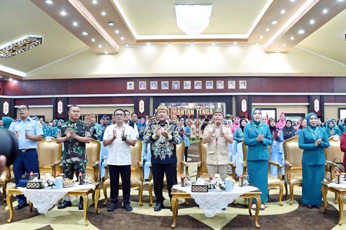 Gubernur Agustiar Sabran Buka Rakerda Kader TP PKK Tingkat Provinsi Kalteng 2025