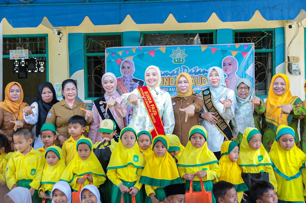 Bunda PAUD Kalteng Kunjungi Sejumlah TK di Palangka Raya