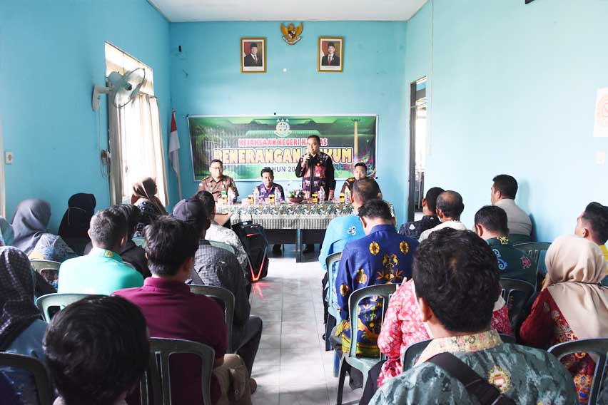 Kejari Kapuas Gelar Pendampingan dan Penerangan Hukum