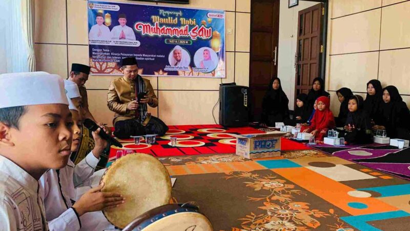 Peringatan Maulid Nabi Diskop UKM Kalteng Bersama Anak Yatim