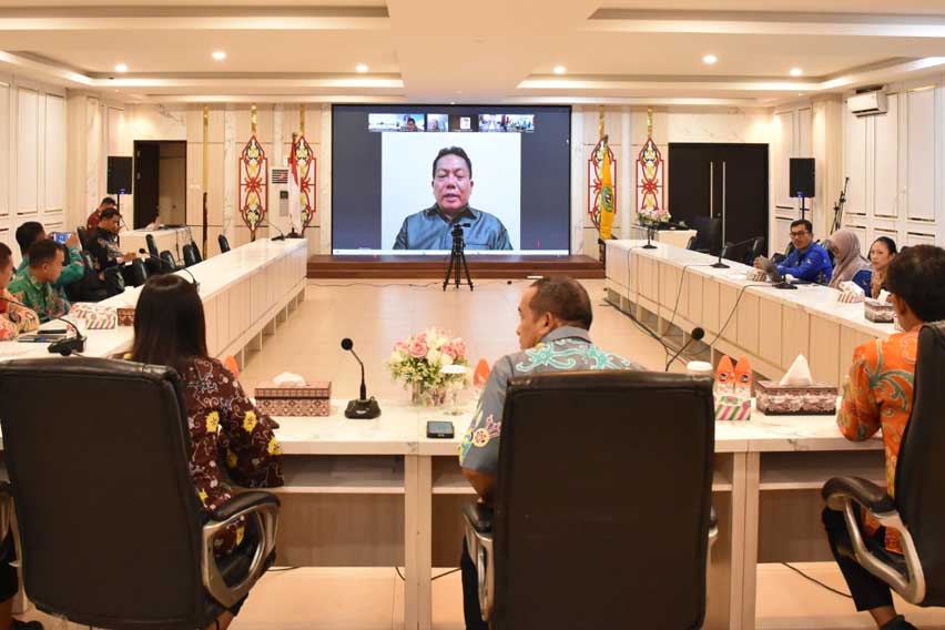 Bupati Kapuas Hadiri Evaluasi Tindak Lanjut Konsolidasi PBJ Pemerintah se-Provinsi Kalteng