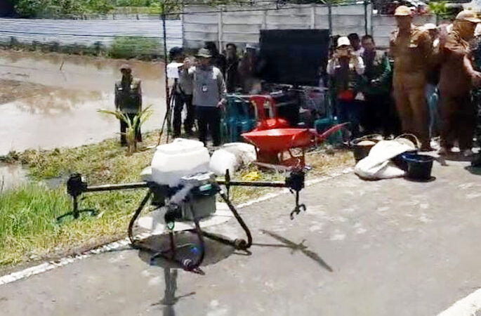 Brigade Pangan Kalteng laksanakan Gerak Tanam Padi dengan Teknologi Drone