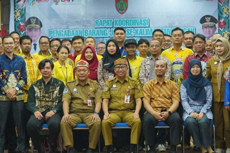 Plt Sekda Buka Rakor Pengadaan Barang/Jasa se-Kalteng