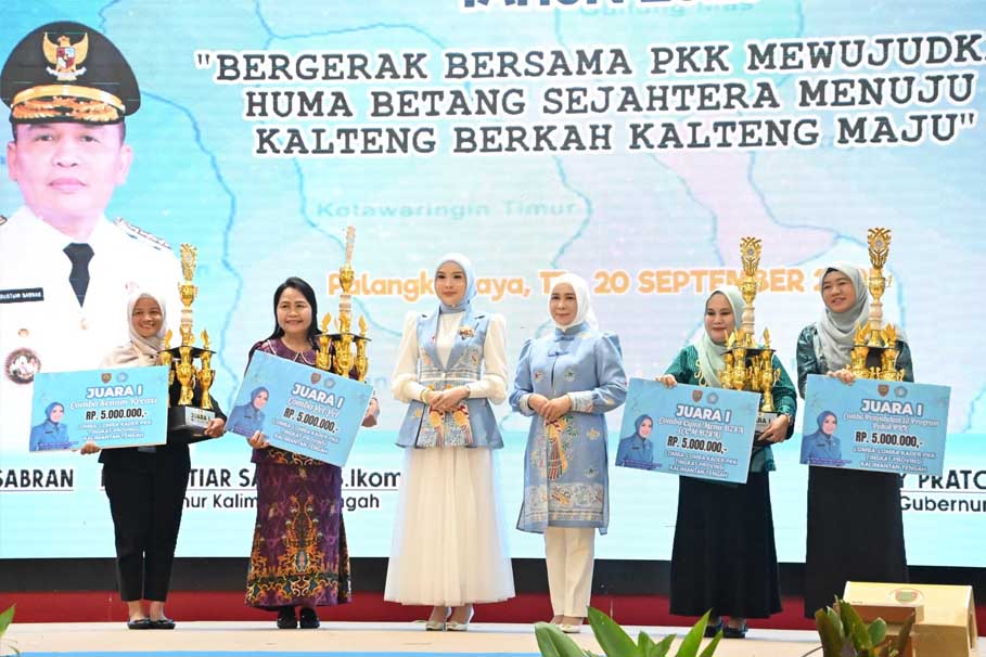 Tutup Rakerda, Aisyah Thisia Agustiar Sabran : Momentum Satukan Langkah dan Sinergi Jalankan Program-Program PKK