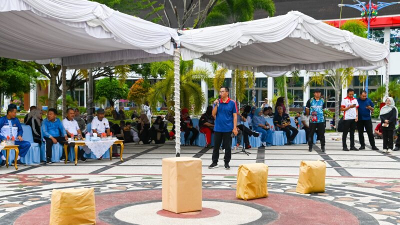 Pimpin Senam Pagi ASN Pemprov Kalteng, Plt. Sekda Tekankan Disiplin dan Profesionalisme