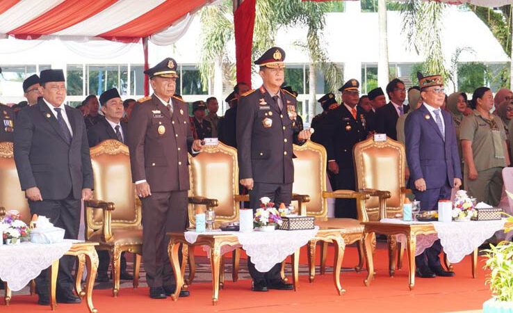 Gubernur dan Wagub Kalteng Hadiri Upacara Peringatan HUT Ke-80 TNI
