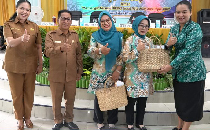 Bupati Mura Buka Pelatihan Peningkatan Kader PKK