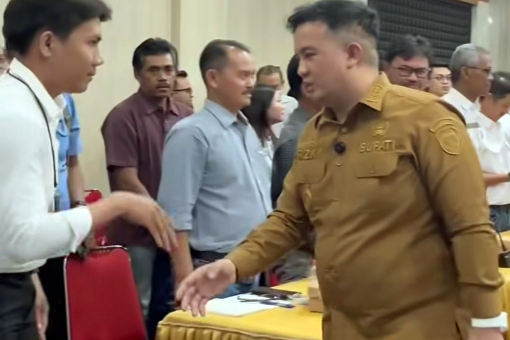 Bupati Lamandau Pimpin Rapat Persiapan Festival Babukung dan Lamandau Expo 2025