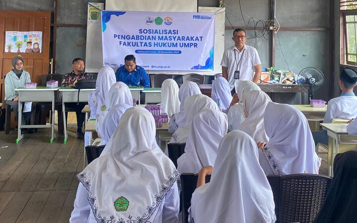Dosen FH UMPR Lakukan Penyuluhan Hukum Perkawinan Adat  Dayak