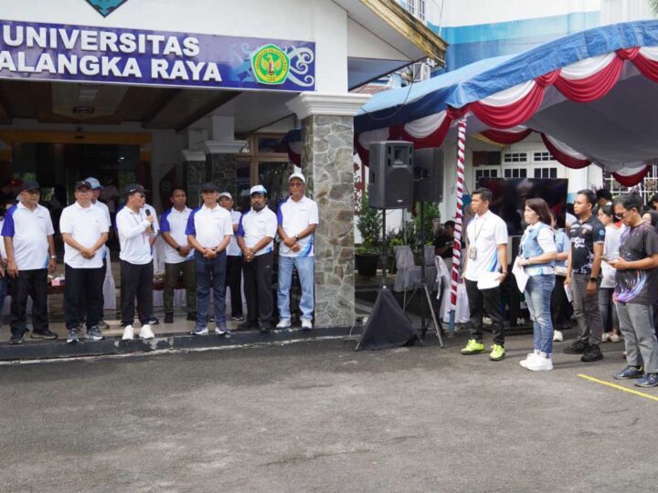 Ikuti Jalan Sehat Bersama UPR, Gubernur Ajak Mahasiswa Jadi Generasi Sehat