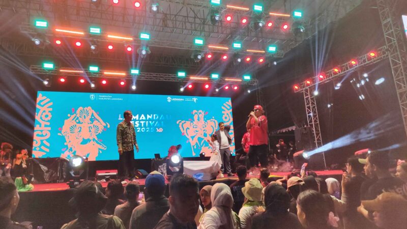 Berlangsung Meriah, Bupati Rizky Aditya Putra Buka Lamandau Expo 2025