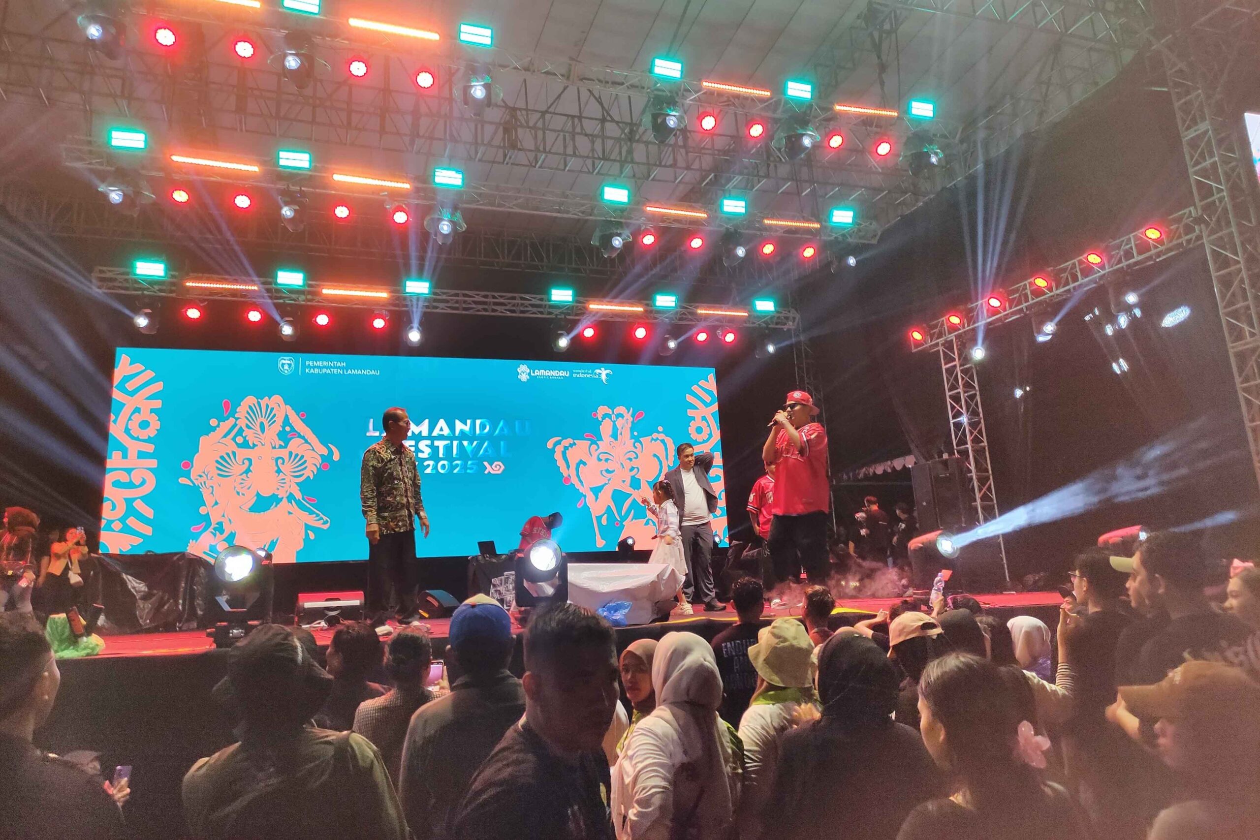 Berlangsung Meriah, Bupati Rizky Aditya Putra Buka Lamandau Expo 2025