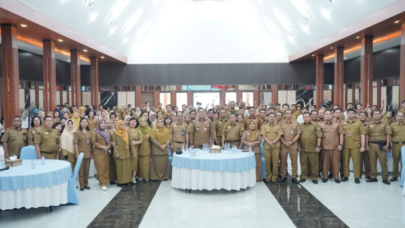 Gelar Ramah Tamah, Plt Kadisdik Tekankan Pentingnya Kekompakan Internal