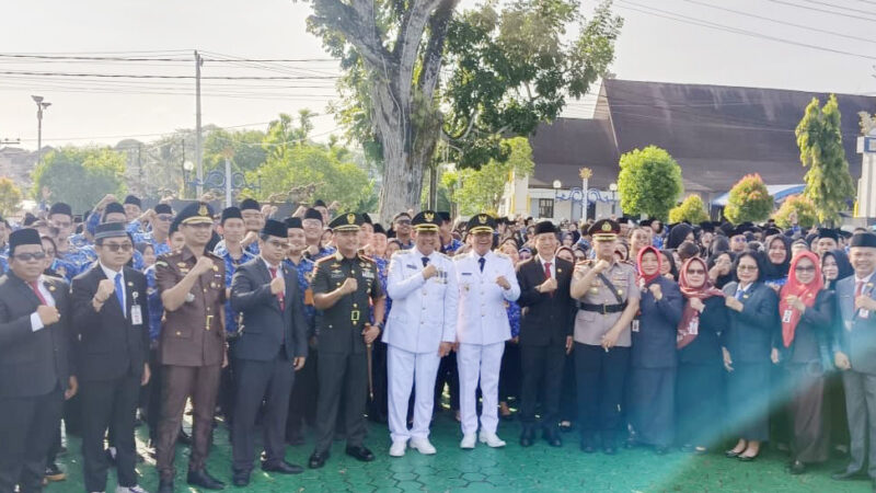Bupati Barito Utara Inspektur Upacara Peringatan Hari Otda ke-30