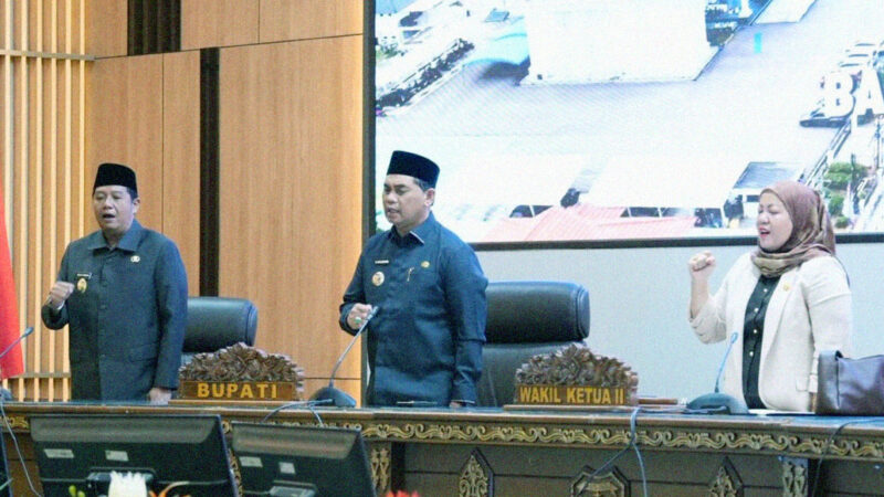 DPRD Barito Utara Gelar Rapur Penyampaian Pendapat Akhir Fraksi Terhadap Raperda RPJMD